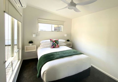 Marion Holiday Park - Foster Accommodation 1