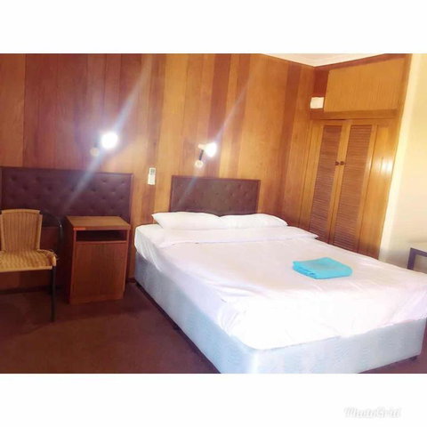 Meekatharra Hotel - Foster Accommodation 3