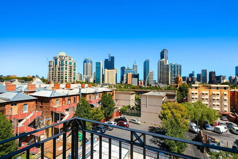 Melbourne Carlton Central Apartment Hotel Official - Foster Accommodation 0
