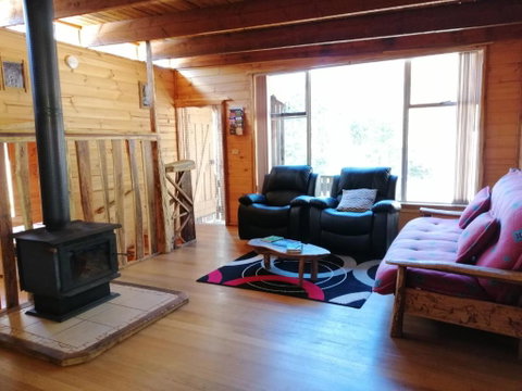 Minnow Cabins Lower Beulah - Foster Accommodation 1