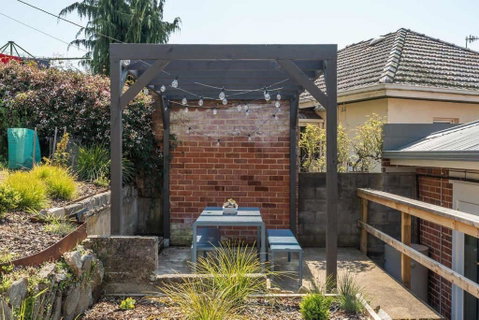 Modern 3-Bed Coastal Escape - Foster Accommodation 2