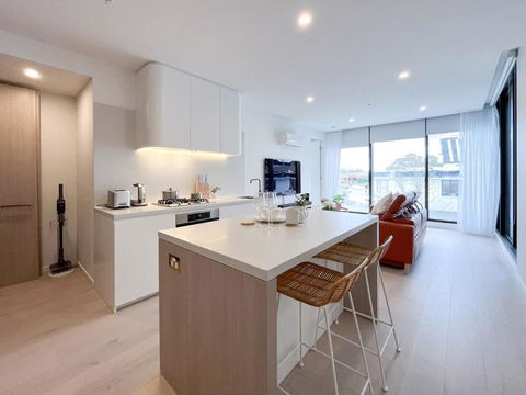 Modern Luxury 2B2B Sky Garden SmartTV - Foster Accommodation 2
