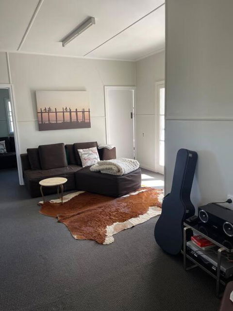 Mt Emlyn Farm Cottage - Foster Accommodation 2