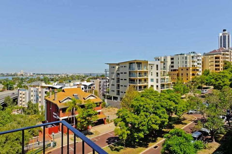Mountway Holiday Apartments - Foster Accommodation 2