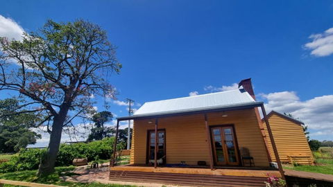 Myrtlebank Cottage Farmstay - Foster Accommodation 1