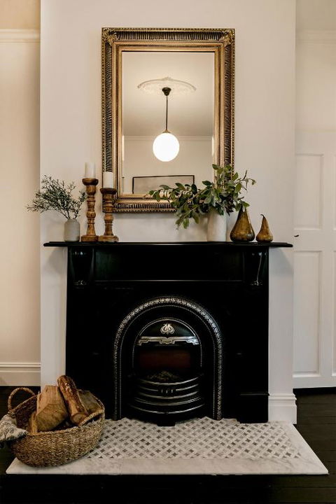 Narraweema Guesthouse - Historic Luxury BnB Retreat - Foster Accommodation 3