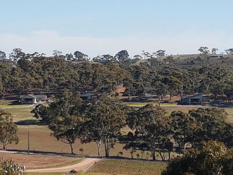 Neagles Retreat Villas - Foster Accommodation 1