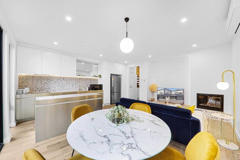 Ned-2B2B-Effortless Bayside Living-Brighton East - Foster Accommodation 3