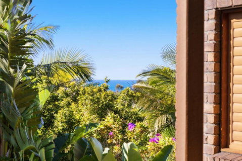 NEW Luxury Angourie Villa! Dream Location, WiFi ++ - Foster Accommodation 3