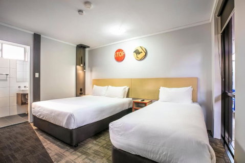 Nightcap At Jamison Hotel - Foster Accommodation 1
