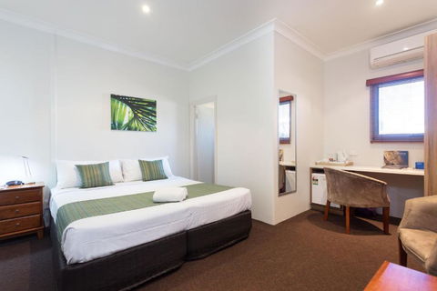 Nightcap At Manly Hotel - Foster Accommodation 1