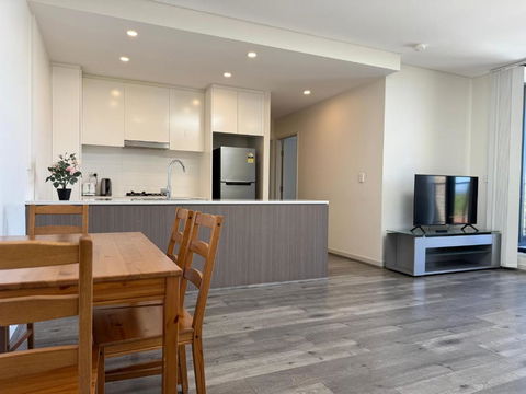 Nice And Clean Apartment With Free Netflix And Parking - Foster Accommodation 0