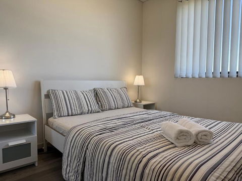 Nice And Clean Apartment With Free Netflix And Parking - Foster Accommodation 1
