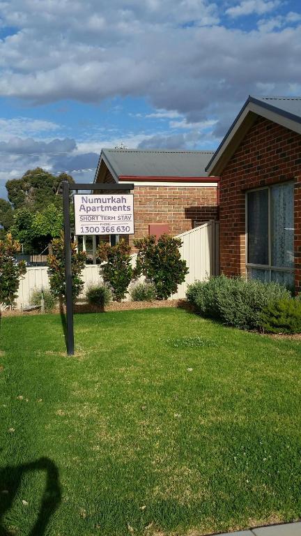 Numurkah Self Contained Apartments - The Saxton - Foster Accommodation 3