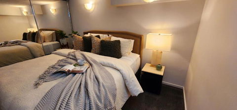 NYC Loft Brisbane, Free Parking! - Foster Accommodation 0