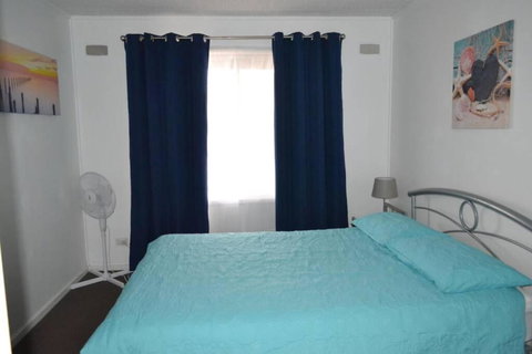 Ocean Breeze - Foster Accommodation 3