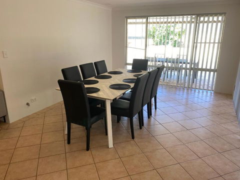 Ocean Keys Family Accommodation - Foster Accommodation 2