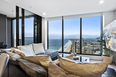 OCEAN Views In Beachside 2-Bedroom Unit - Q Stay - Foster Accommodation 0