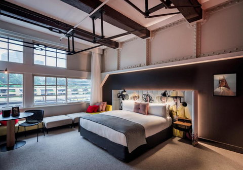 Ovolo Woolloomooloo - Foster Accommodation 2