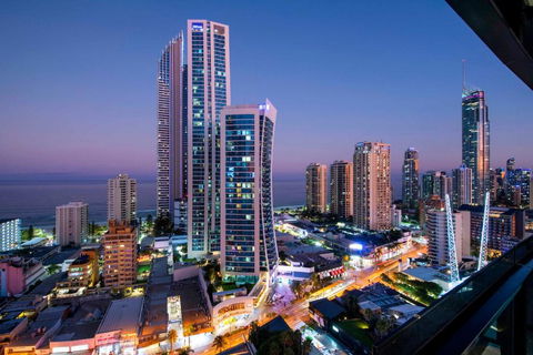 OCEAN VIEW APARTMENTS - Circle On Cavill - Self Contained & Privately Managed - Foster Accommodation 2