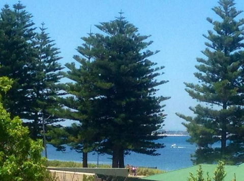 Ocean Vista Beach Stay - Foster Accommodation 3