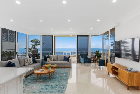 Ocean Vista Escape - A Lofty Beachfront Penthouse - Foster Accommodation 0