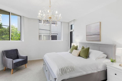 Ocean Vista Escape - A Lofty Beachfront Penthouse - Foster Accommodation 3