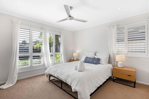 OCEAN55- Mooloolaba Family Holiday Home - Foster Accommodation 1