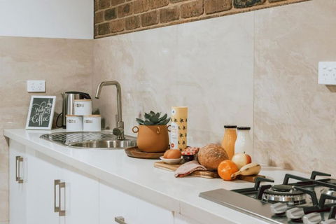 Olinda Sandstone Apartment 2 Bedroom Spa Bath - Foster Accommodation 0