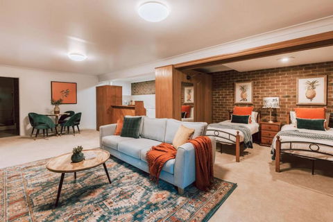 Olinda Sandstone Apartment 2 Bedroom Spa Bath - Foster Accommodation 3