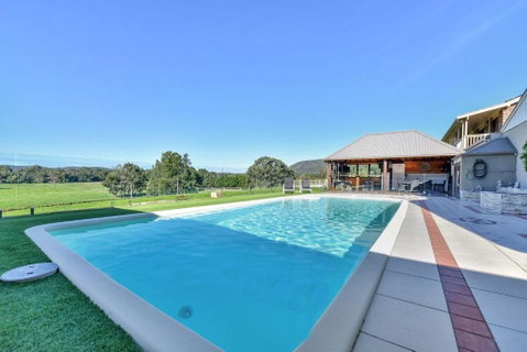 Overflow Downs-Riverside Acreage - Foster Accommodation 0