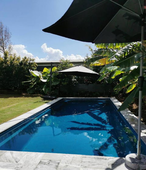 OXLEY Mineral Pool & Private Home SuburbanSTAY - Foster Accommodation 1