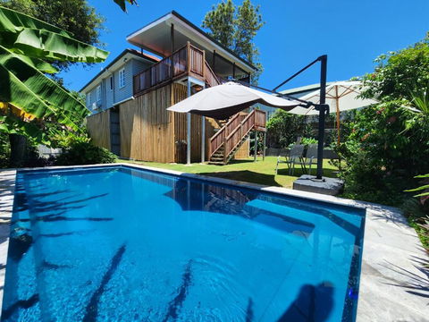 OXLEY Mineral Pool & Private Home SuburbanSTAY - Foster Accommodation 0