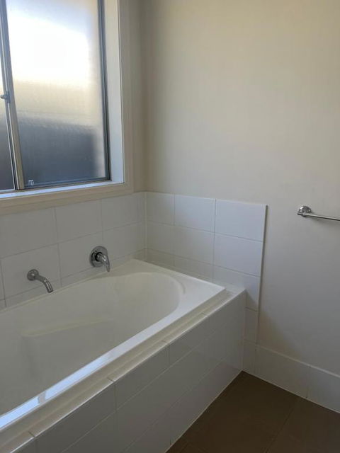Park View Cottage - Foster Accommodation 3