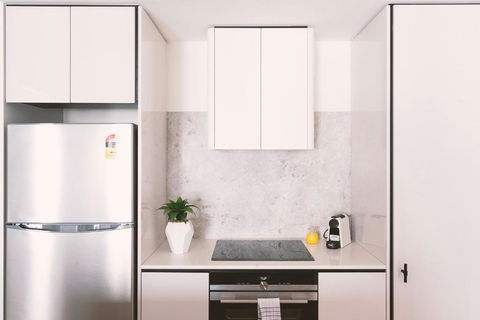 Patio Mt View 1BR Apt In CBD Near ANU And Museum With Free Parking And WiFi - Foster Accommodation 2