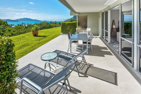 Poinciana Lodge - 3 Bedroom - On Hamilton Island By HIHA - Foster Accommodation 2