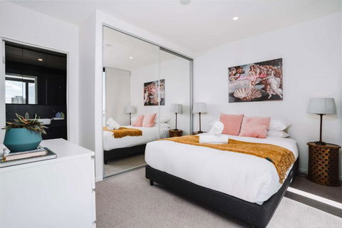 Perfect Located 1-Bed With Great Views & Parking - Foster Accommodation 3