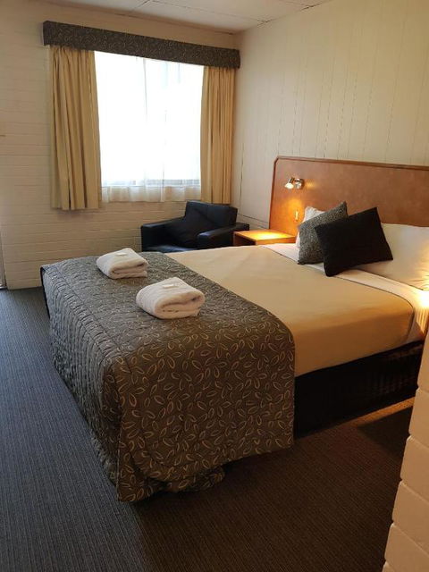 Peppercorn Motel - Foster Accommodation 2