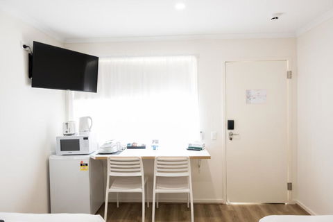 Petrie Mill Motel - Foster Accommodation 3