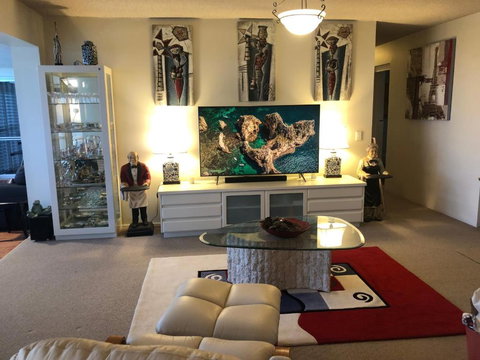 Phoenixonking - Foster Accommodation 0