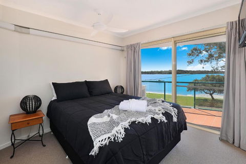 PICNIC7- PICTURE PERFECT PICNIC POINT - Foster Accommodation 2