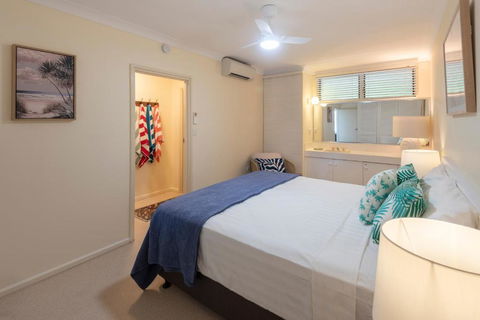 Poinciana 109 & Buggy Hamilton Island - Foster Accommodation 1