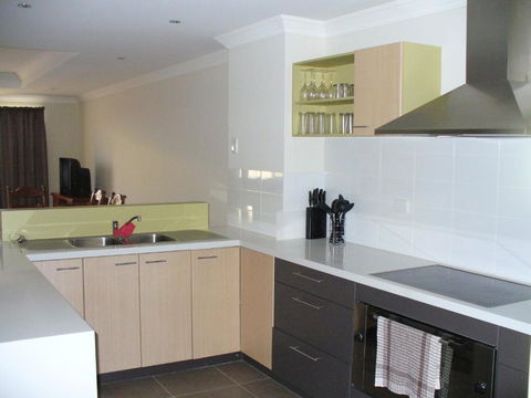 Port Denison Beach Resort - Foster Accommodation 1