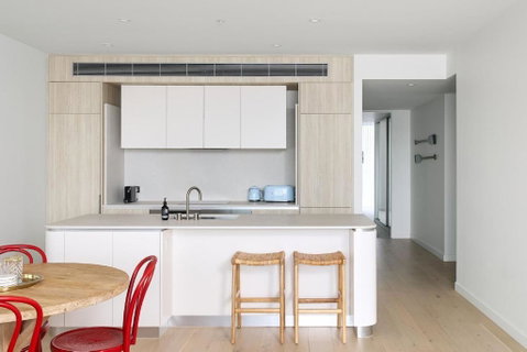 Portside On Honeysuckle - Foster Accommodation 2