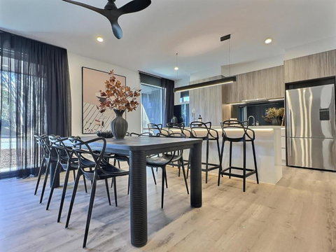 RAM, Alpine Getaways - Foster Accommodation 0