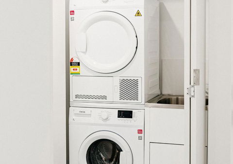 Rambla At Perry House - Foster Accommodation 3