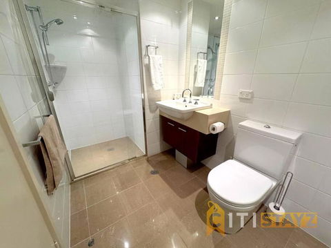 Pretty Penthouse - Close To ANU - Foster Accommodation 2