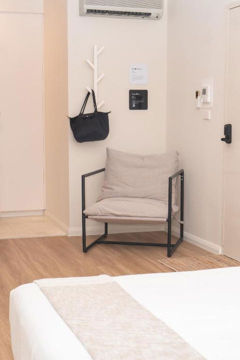 PRIME SPOT: Modern Studio+Balcony Darling Harbour - Foster Accommodation 2