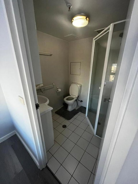 Private Room With Ensuite In The CBD - Foster Accommodation 3
