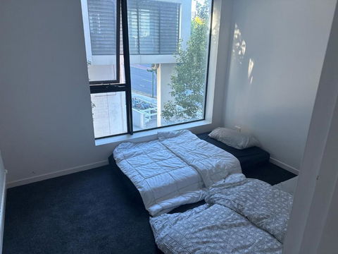 Private Rooms - Foster Accommodation 2